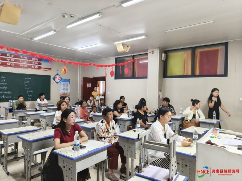 睢阳区郭村镇：开展暑期网络安全宣传活动 筑牢青少年网络“防护墙”