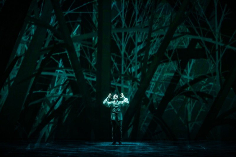 音乐剧《神曲》在京上演，把但丁笔下的地狱与天堂搬上舞台