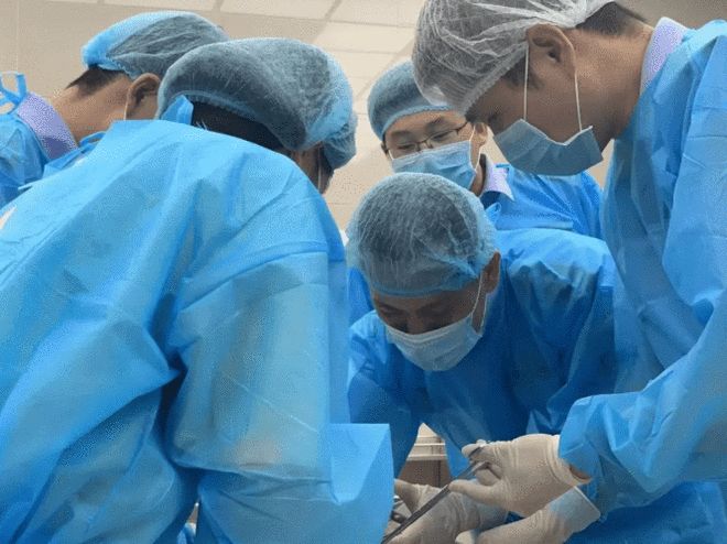 在真相与时间的竞速场上：法医钱光耀的守护